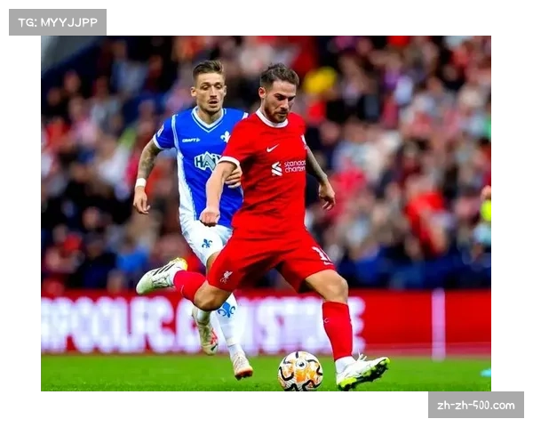 利物浦防线新老交替，范戴克经验支撑年轻后防